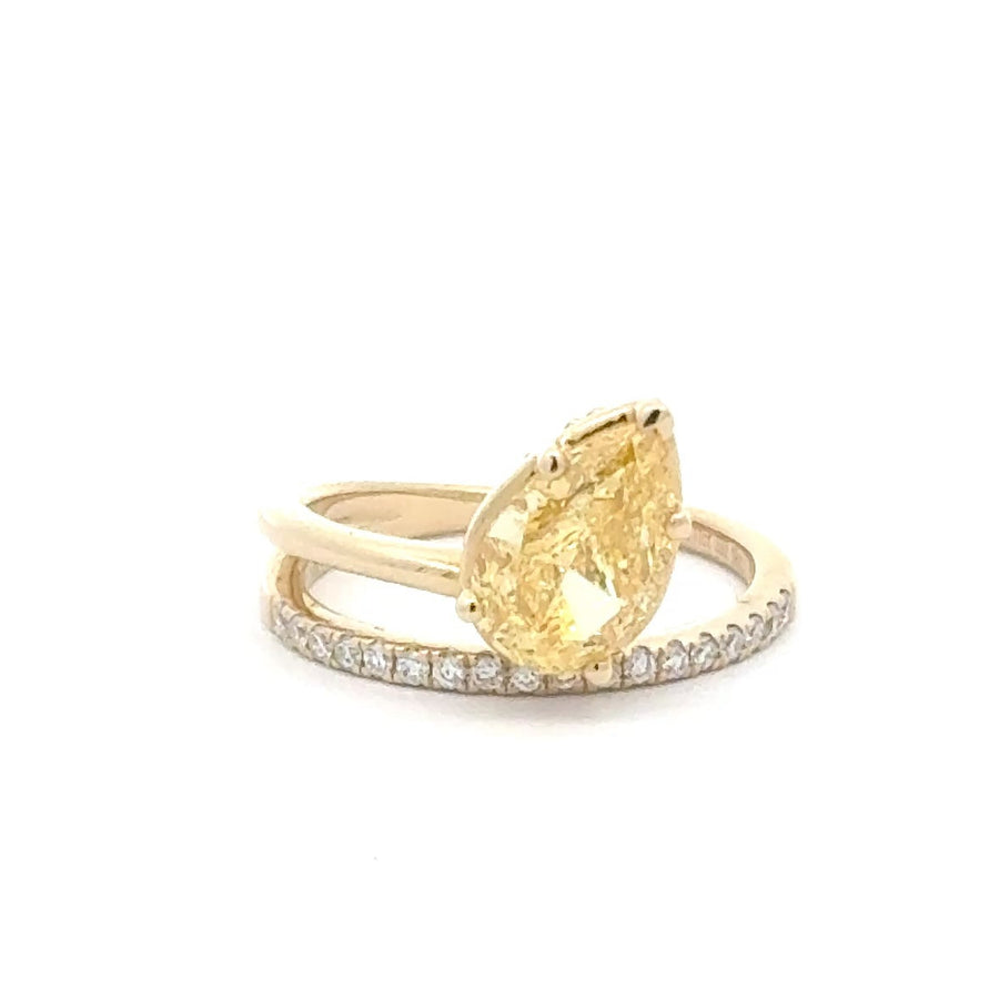 The Pavé Pear Ring